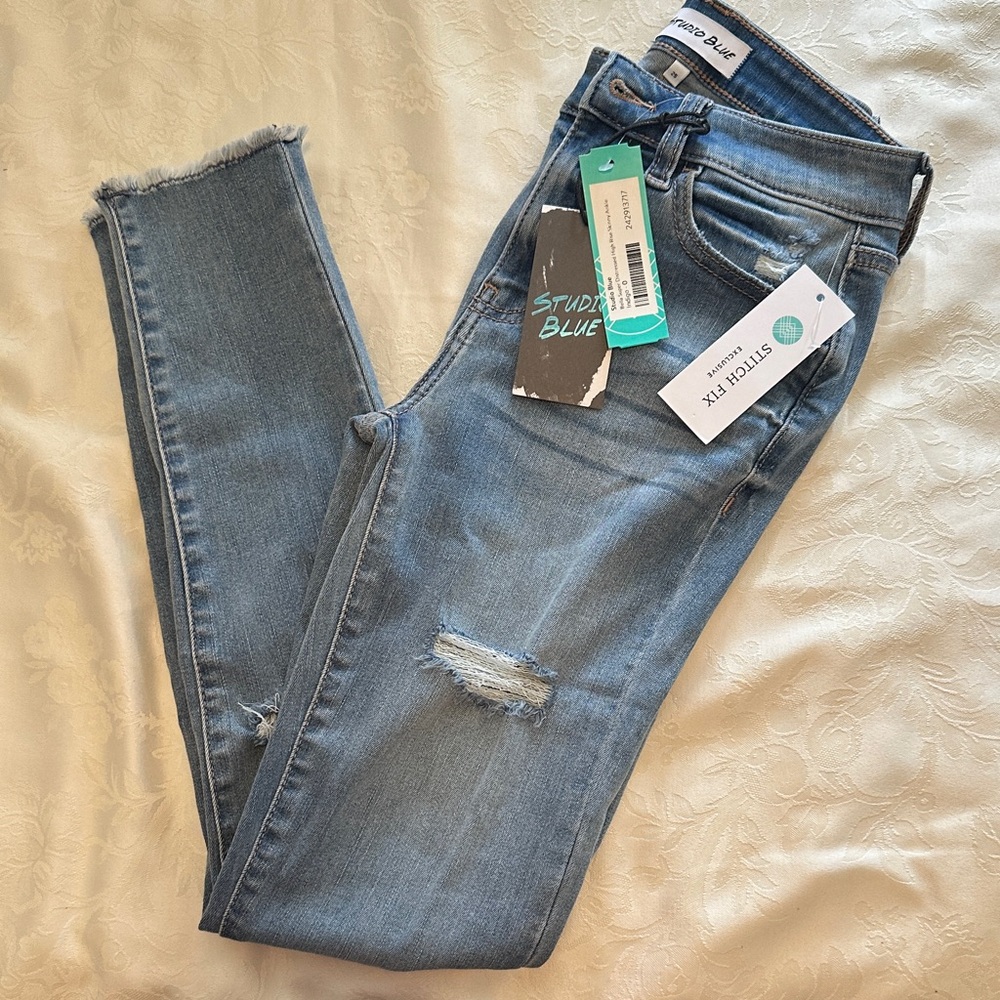 Studio Women's Light Blue Skinny Jeans